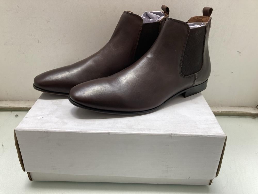 FIND ALBANY LEATHER MENS CHELSEA BOOTS IN CHOCOLAT