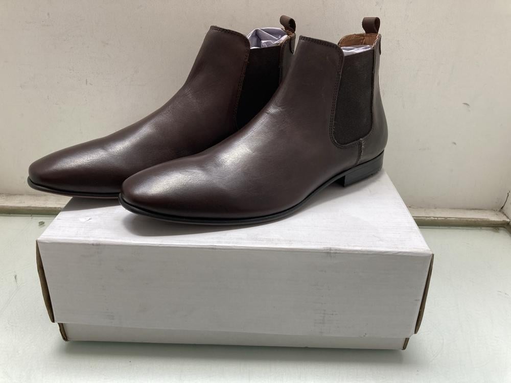 FIND ALBANY LEATHER MENS CHELSEA BOOTS IN CHOCOLAT