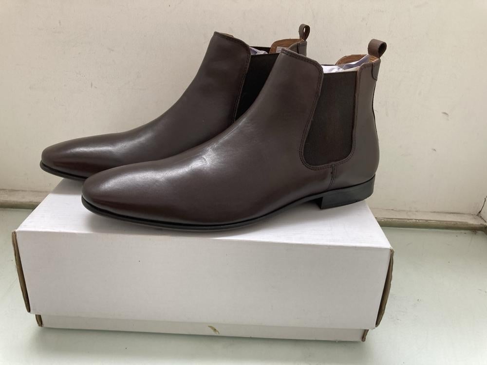 FIND ALBANY LEATHER MENS CHELSEA BOOTS IN CHOCOLAT