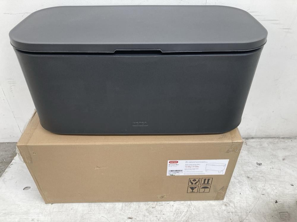 KETER BREEZE BAR IN GREY: LOCATION - BR8