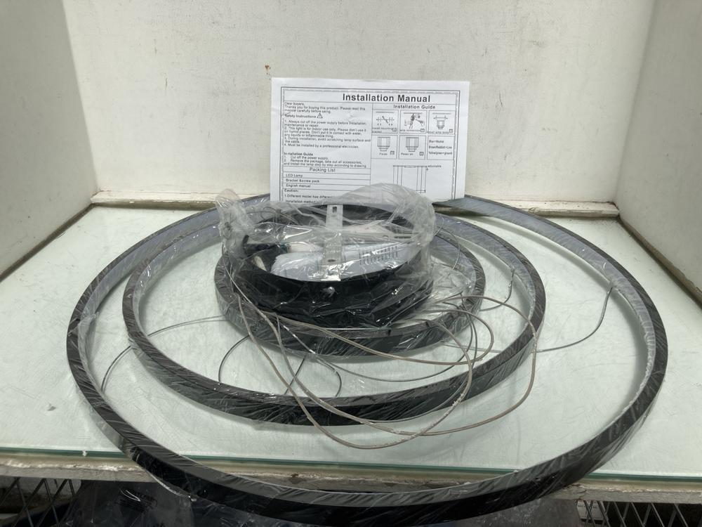 ROUND HANGING CEILING LIGHT: LOCATION - BR13