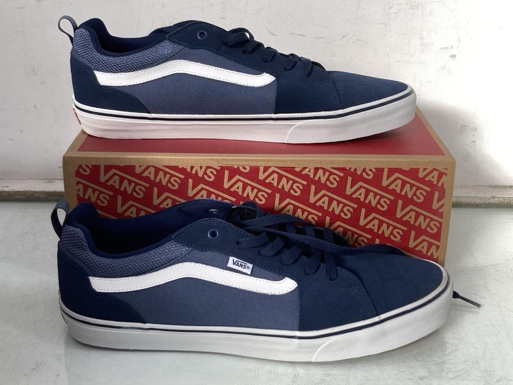 VANS FILMORE CANVAS SHOES IN DRESS BLUE - UK 14: L