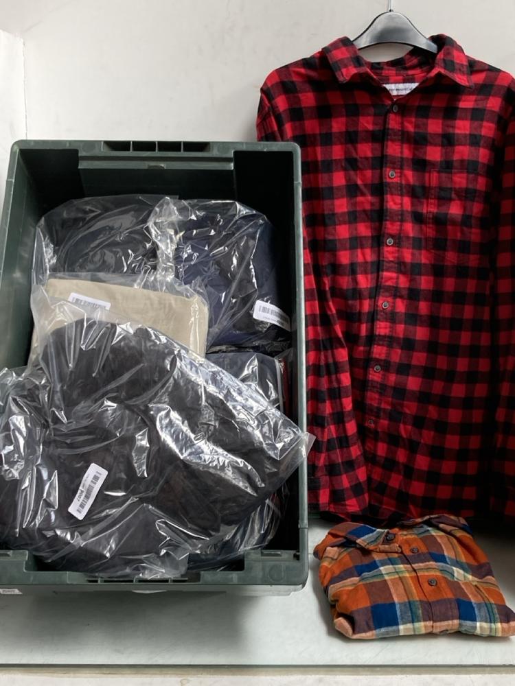 QTY OF ASSORTED MENS CLOTHING ITEMS TO INCLUDE JAC