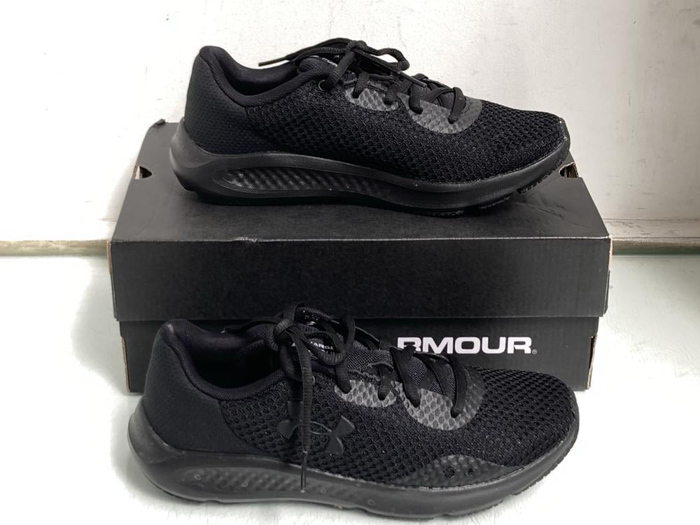 UNDER ARMOUR CHARGED PURSUIT 3 TRAINERS IN BLACK -