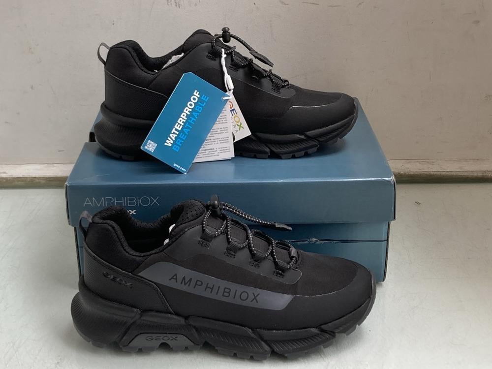 AMPHIBIOX GEOX TRAINERS IN BLACK - UK 3: LOCATION 