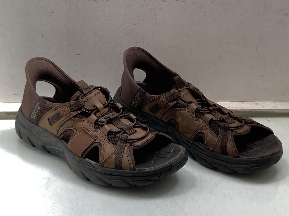 SKECHERS MENS SANDALS IN BROWN - UK 10: LOCATION -