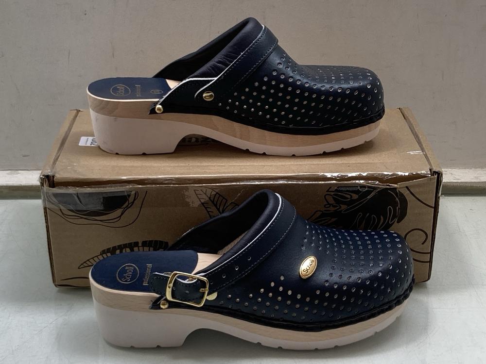 SCHOLL WOMENS CLOGS IN NAVY - EU 38: LOCATION - AR