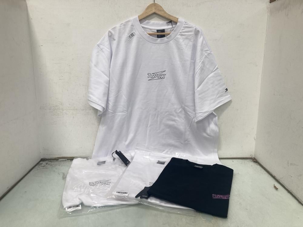 QTY OF ASSORTED TRICK CLOTHING ITEMS IN VARIOUS SI