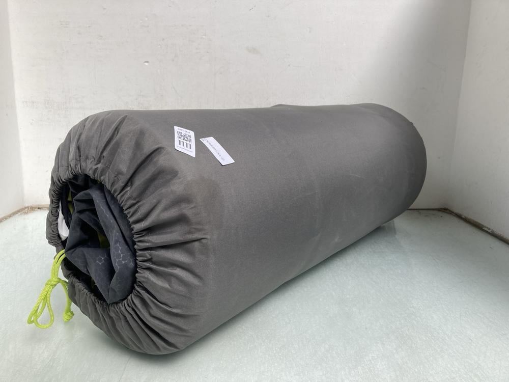ZEMPIRE SINGLE INFLATING CAMPING MATTRESS: LOCATIO