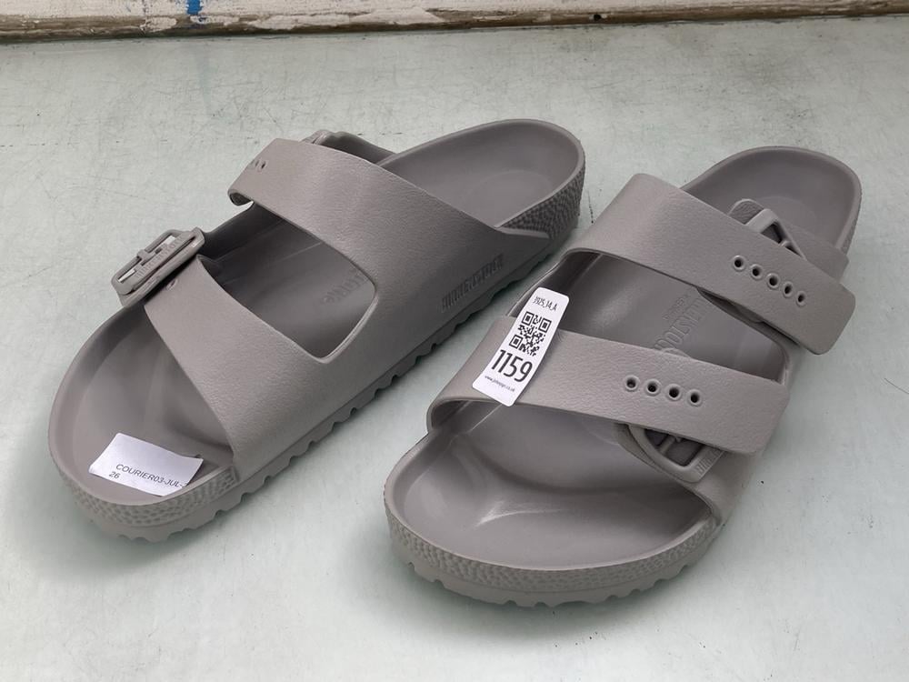 BIRKENSTOCK GREY SANDALS SIZE 43: LOCATION - A50