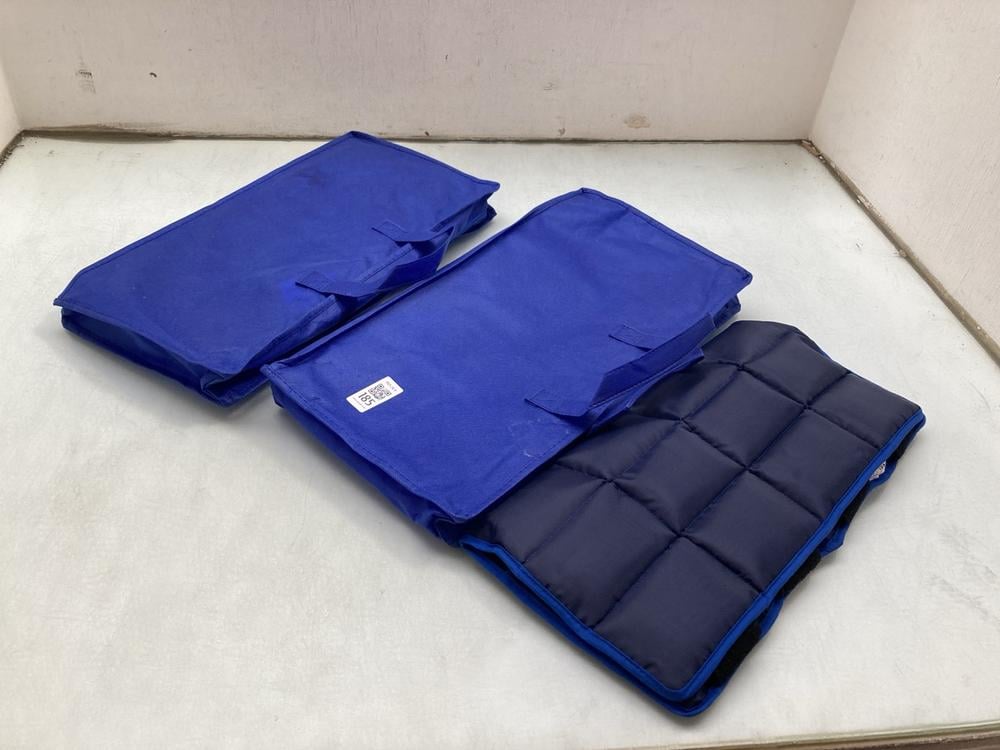 2 X NAVARIS HORSE COOLING LEG WRAPS: LOCATION - A6
