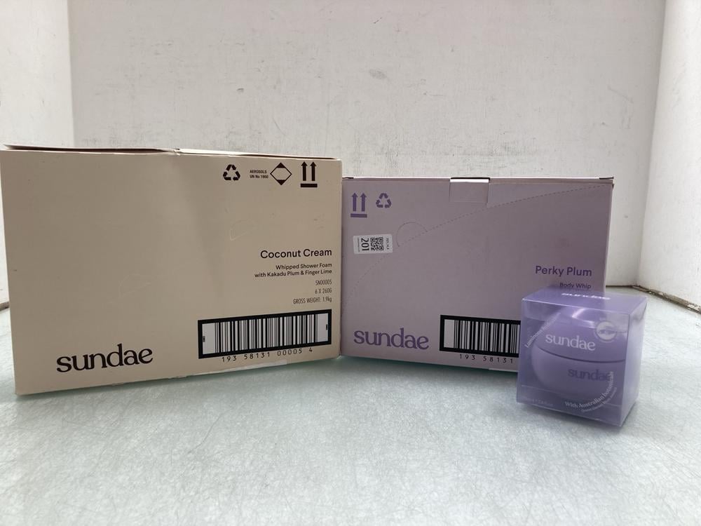 QTY OF SUNDAE PERKY PLUM BODY WHIP TO INCLUDE SUND