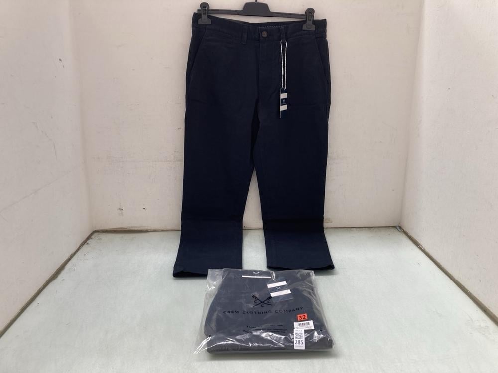 2 X CREW CLOTHING COMPANY NAVY CLASSIC CHINOS SIZE