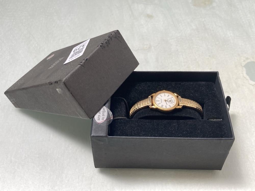 LADIES TISSOT GOLD TINTED WATCH IN PRESENTATION BO