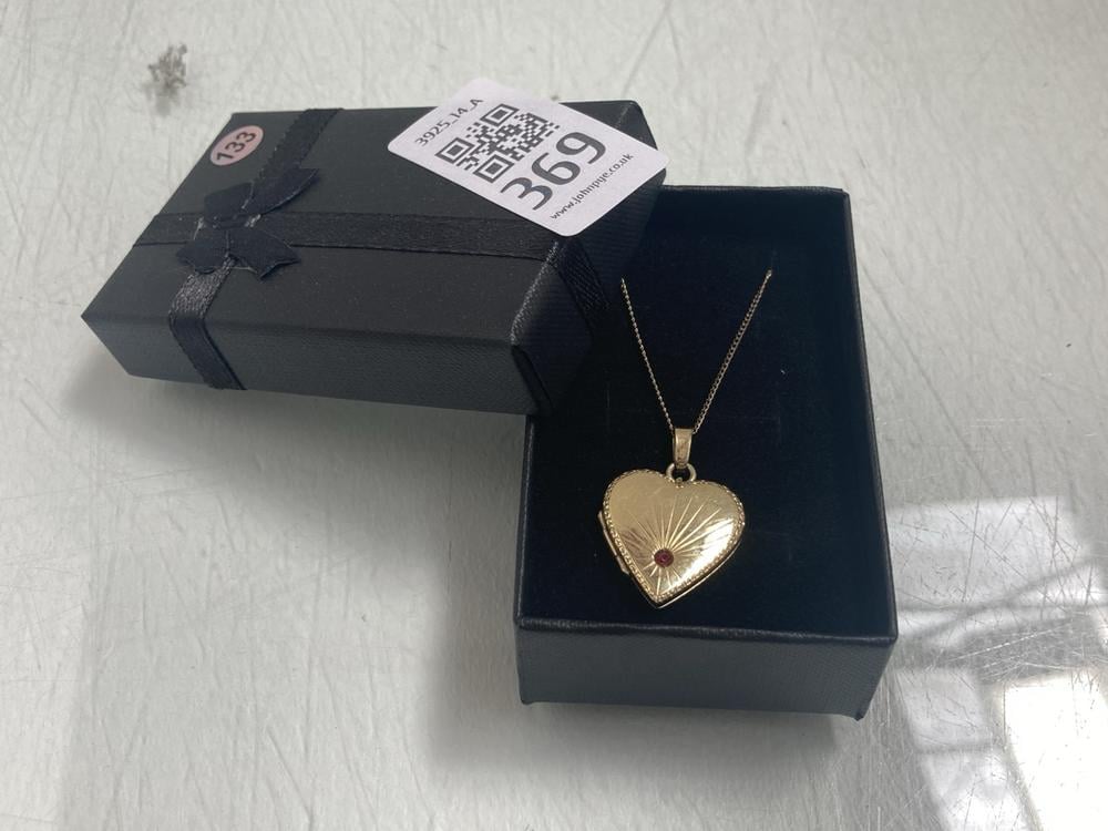 GOLD COLOURED LOVEHEART LOCKET PENDANT MOUNTED ON 