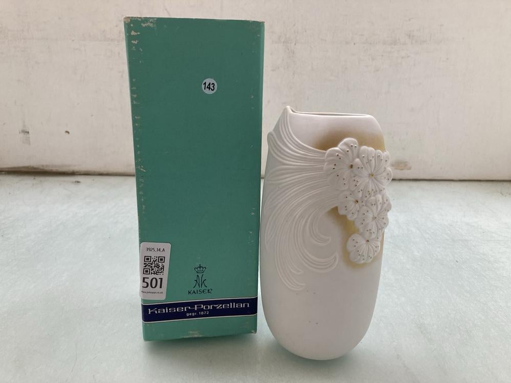 VINTAGE KAISER-PORCELAIN COLLECTORS EDITION CATANI
