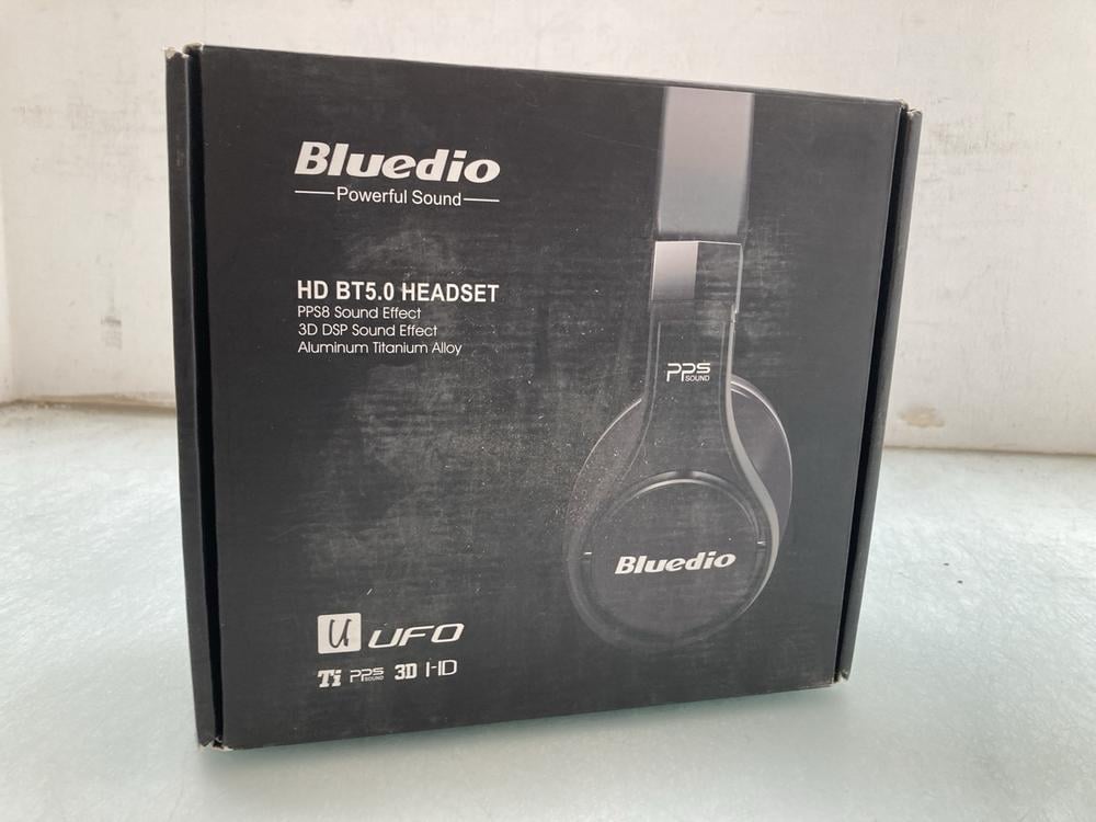 BLUEDIO HD BT5.0 HEADSET IN BLACK: LOCATION - A17