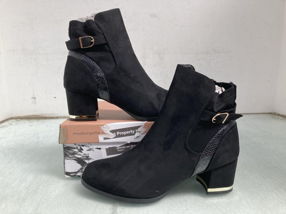 WOMENS MODA IN PELLE PEYARI BLACK BOOTS UK SIZE 7: