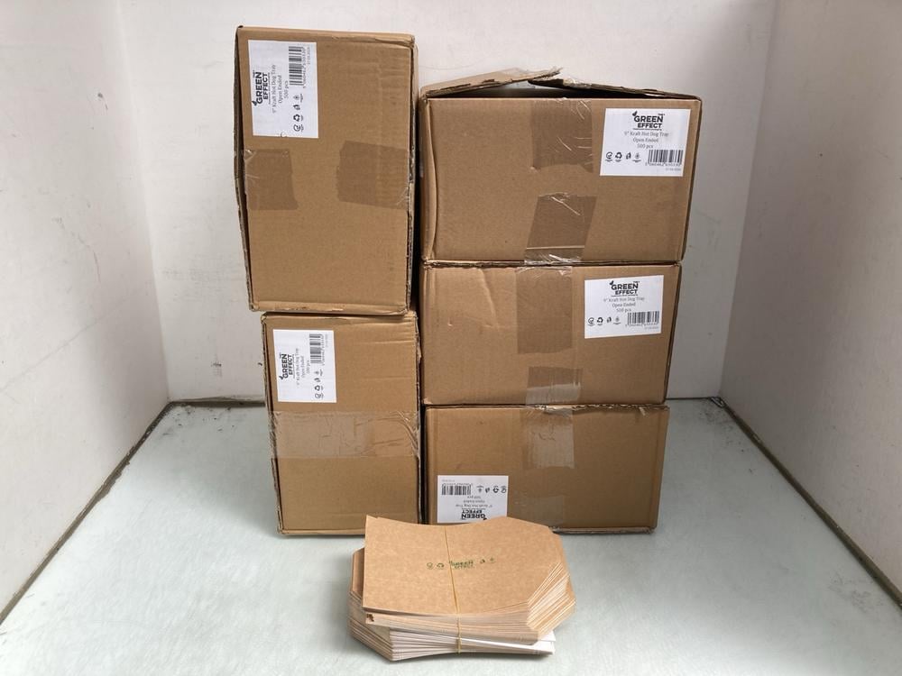 5 X BOXES OF 9" KRAFT HOT DOG TRAYS: LOCATION - A2