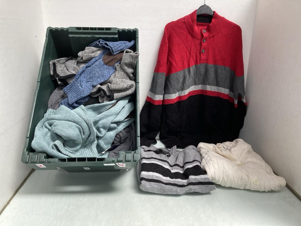 QTY OF ASSORTED CLOTHING ITEMS IN VARIOUS SIZES TO