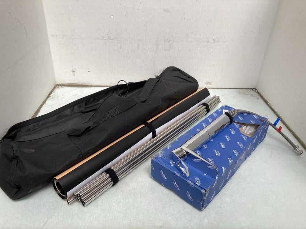 2 X ASSORTED ITEMS TO INCLUDE GROHE CHROME KITCHEN