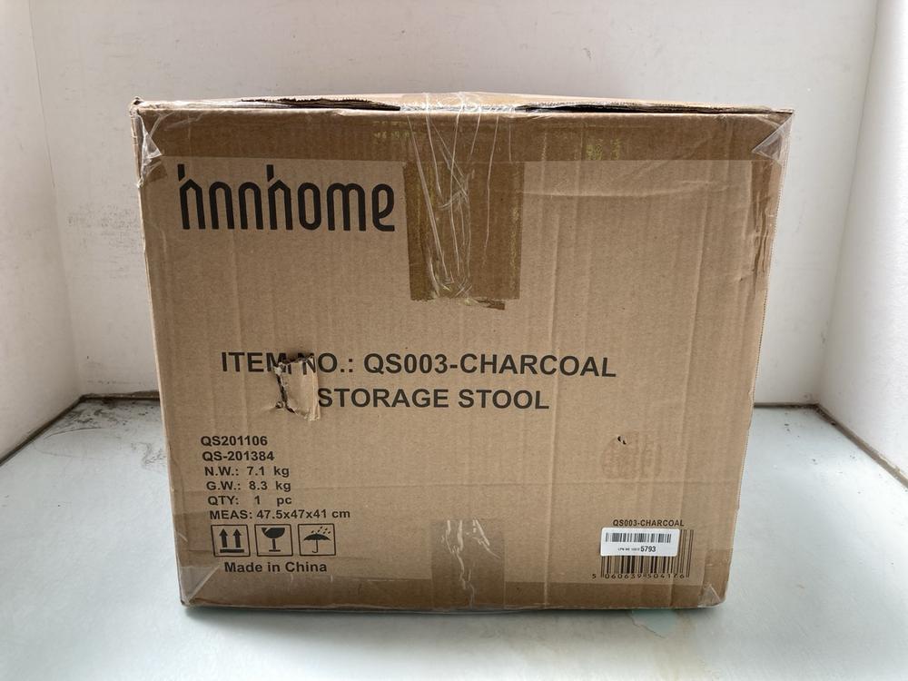 QS003 LIGHT GREY STORAGE STOOL: LOCATION - A28