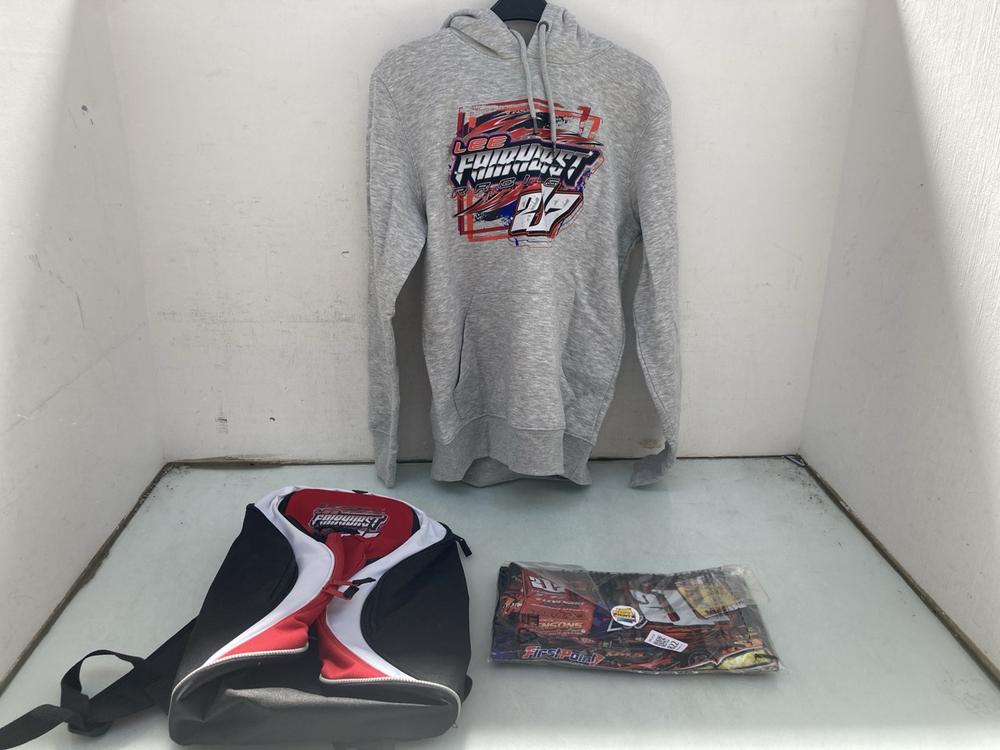 3 X ASSORTED CLOTHING ITEMS IN VARIOUS SIZES TO IN