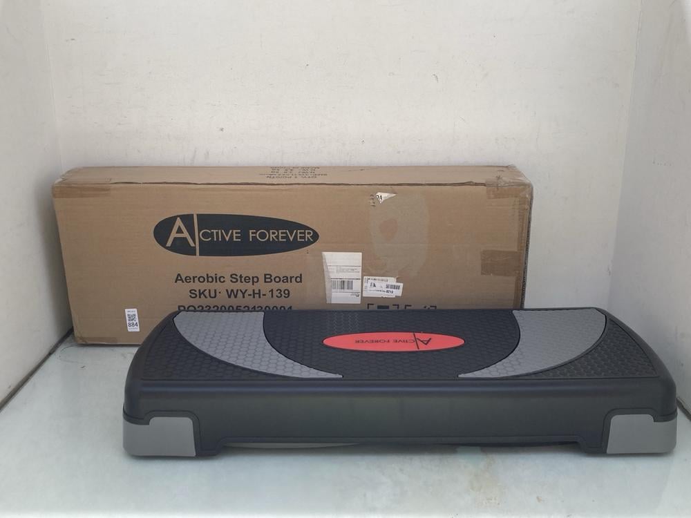 2 X ACTIVE FOREVER AEROBIC STEP BOARDS: LOCATION -