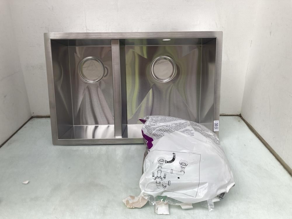 STAINLESS STEEL CATERING SINK: LOCATION - A41