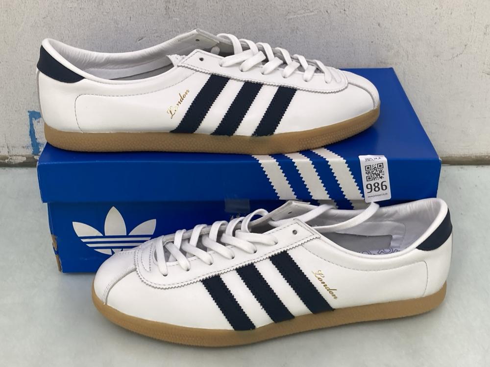 ADIDAS LONDON WHITE AND BLUE TRAINERS UK SIZE 9: L