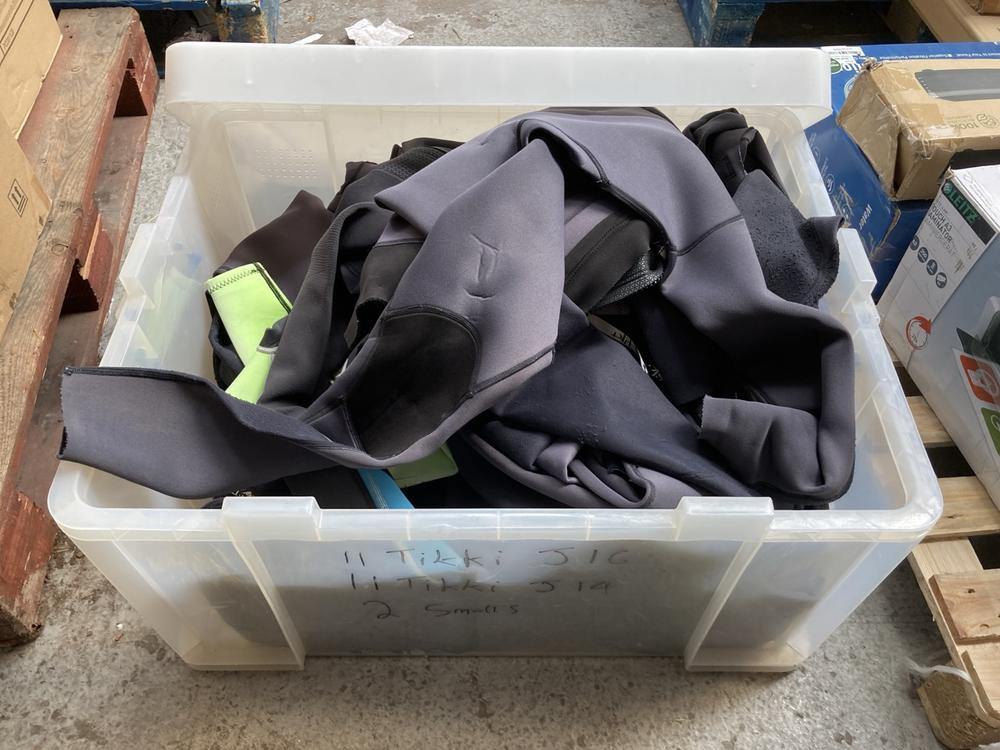 QTY OF ASSORTED WETSUITS TO INCLUDE TIKI WETSUIT S