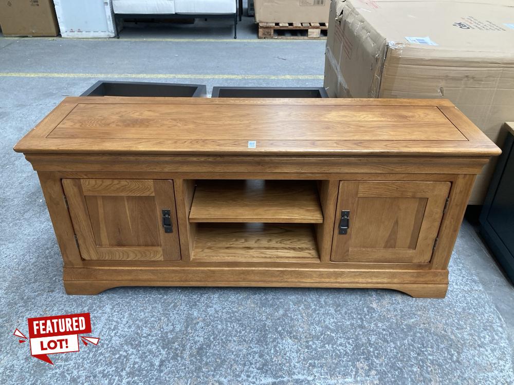 OAK FURNITURELAND FRENCH FARMHOUSE RUSTIC SOLID OA