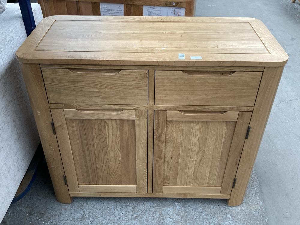 OAK FURNITURELAND ROMSEY NATURAL SOLID OAK SMALL S
