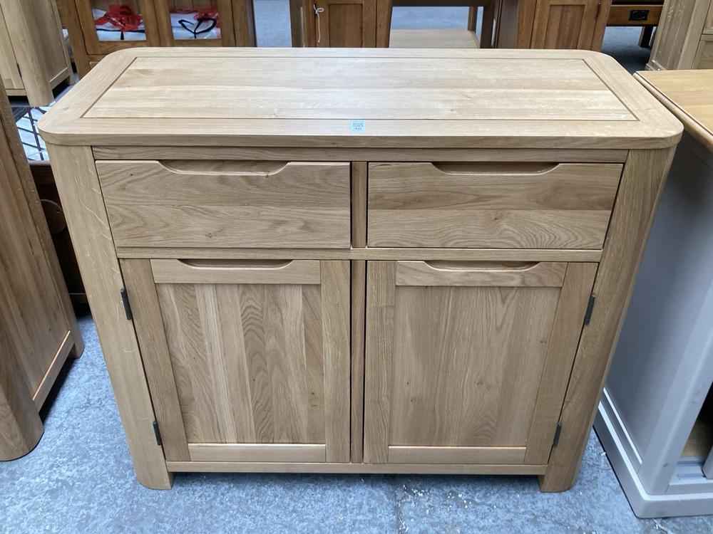 OAK FURNITURELAND ROMSEY NATURAL SOLID OAK SMALL S