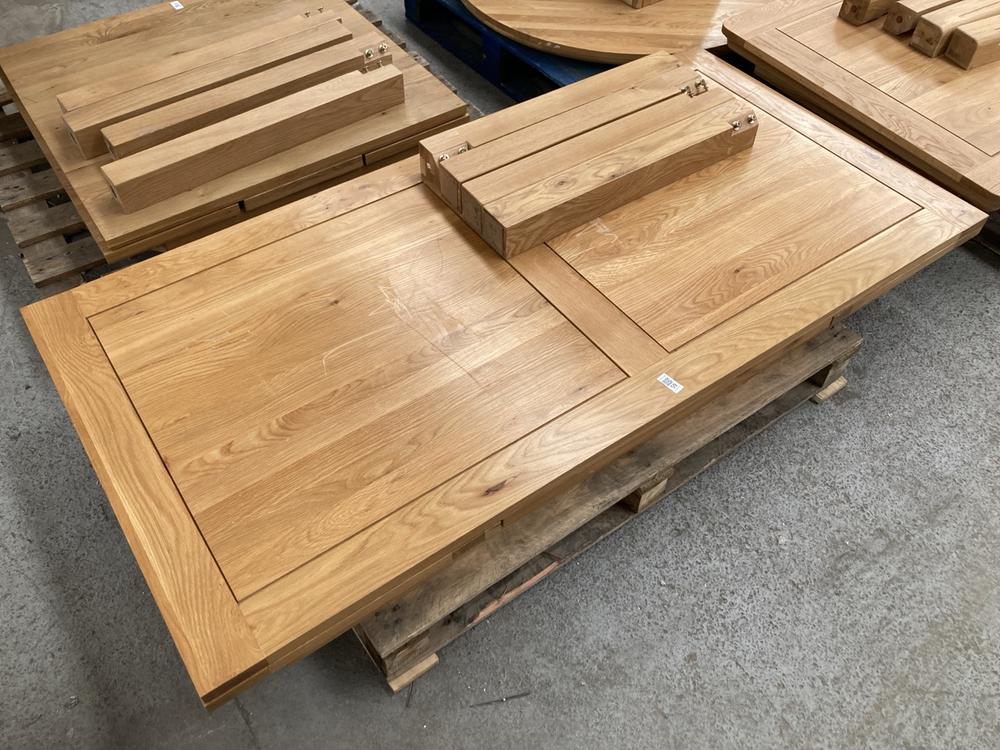 OAK FURNITURELAND 6FT X 3FT OAK EXT. DINING TABLE 