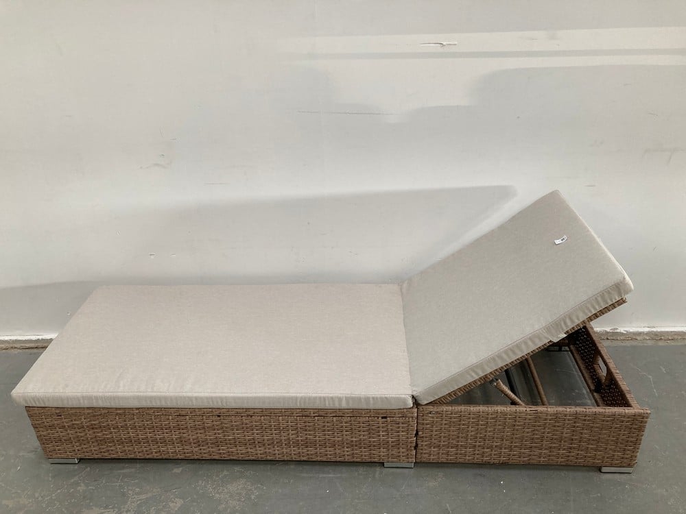 SWEEK POLYESTER WOVEN RESIN SUN LOUNGER, MULTIPOSI