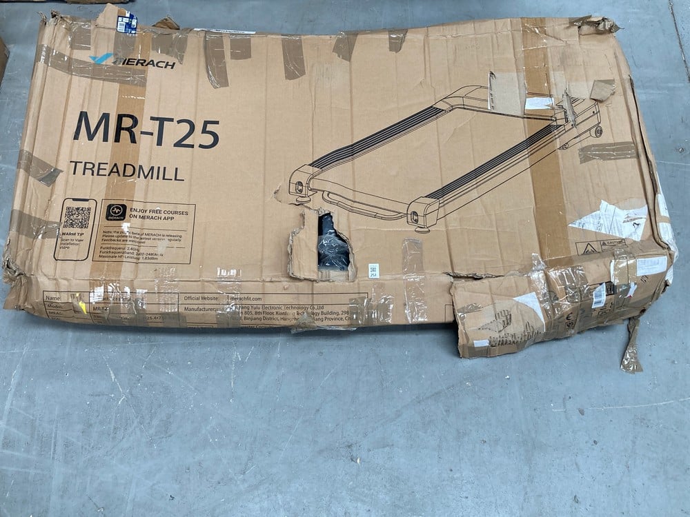 MERACH TREADMILL, 10%-12% AUTOMATIC INCLINE, 6KM/H