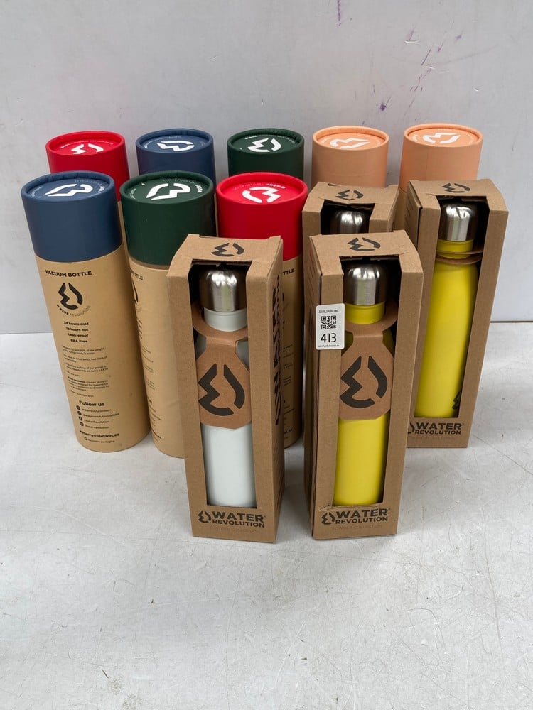 12 X WATER BOTTLES IN VARIOUS SIZES AND COLOURS, I