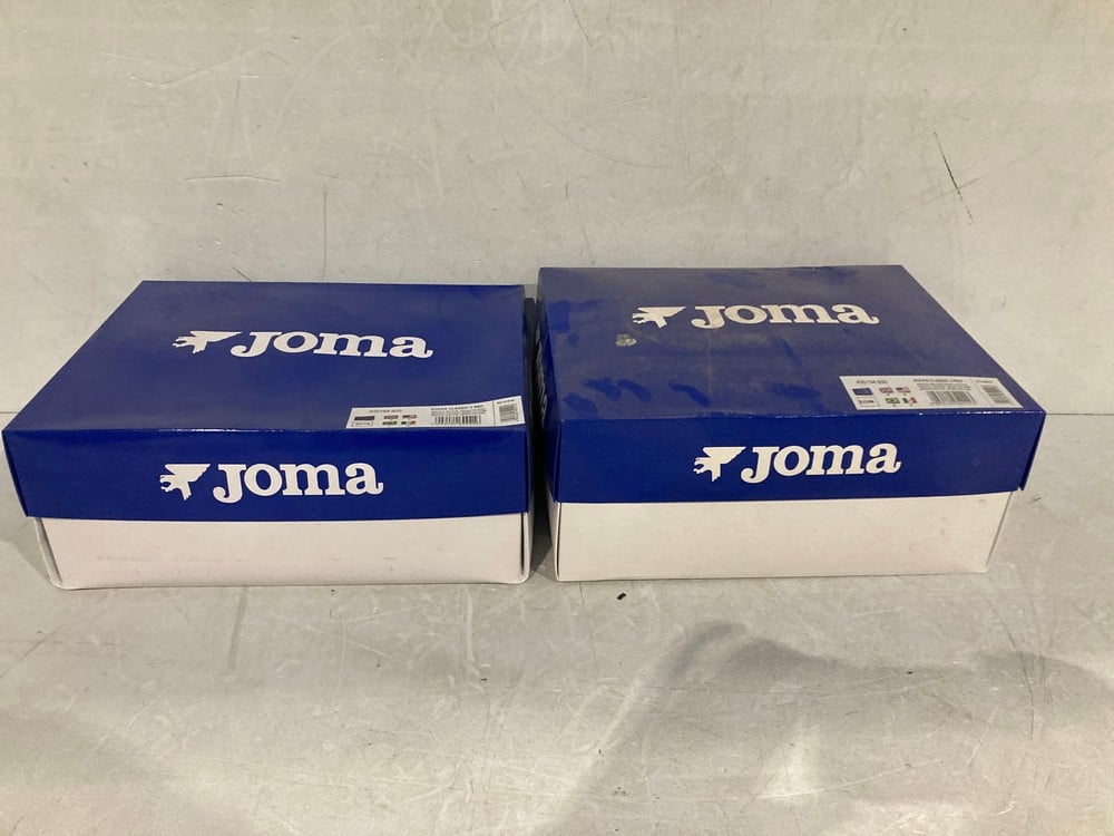 BATCH OF RED JOMA SPORTS SOCKS. SIZES M AND S
