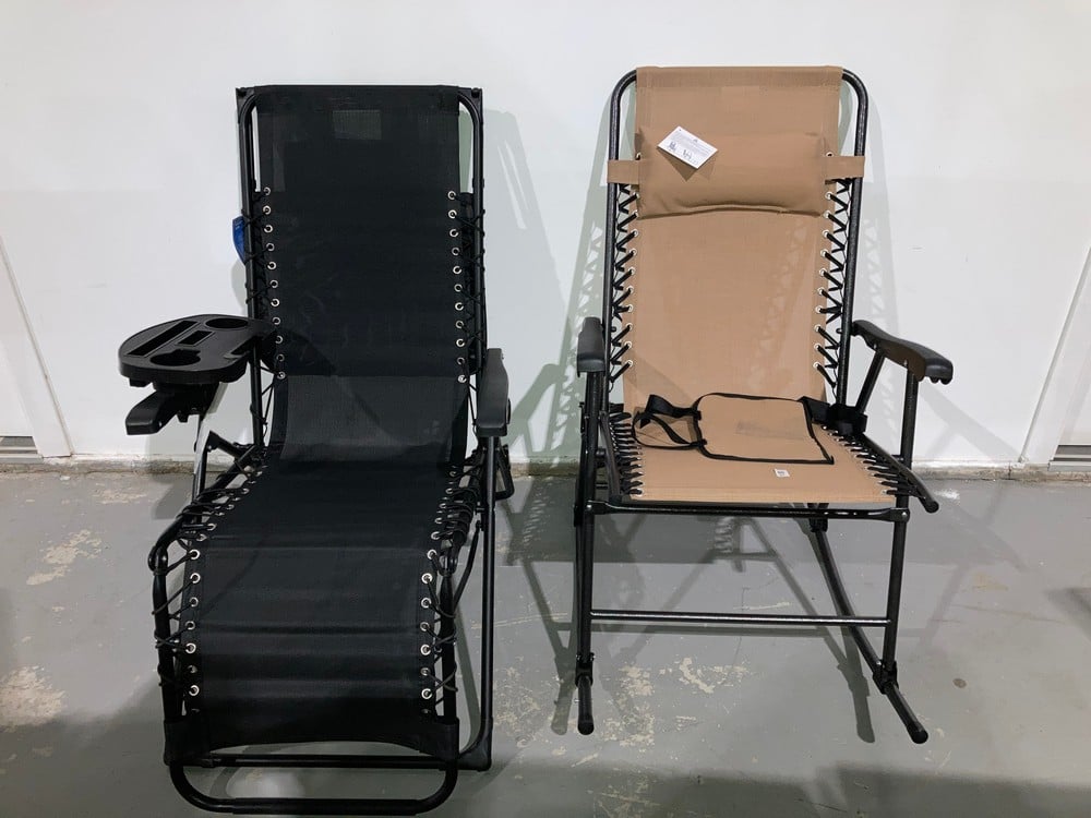 2 X FOLDING CHAIRS, INCLUDING A FOLDING ROCKING CH
