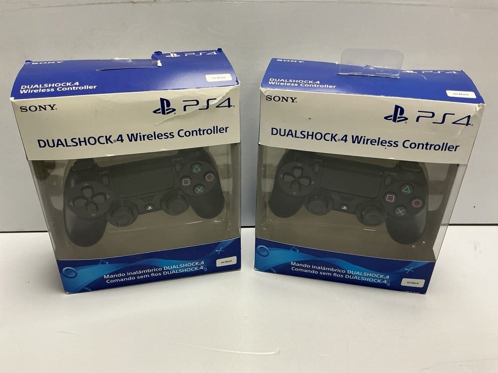 2 X SONY PLAYSTATION PS4 DUALSHOCK 4 CONTROLLERS (