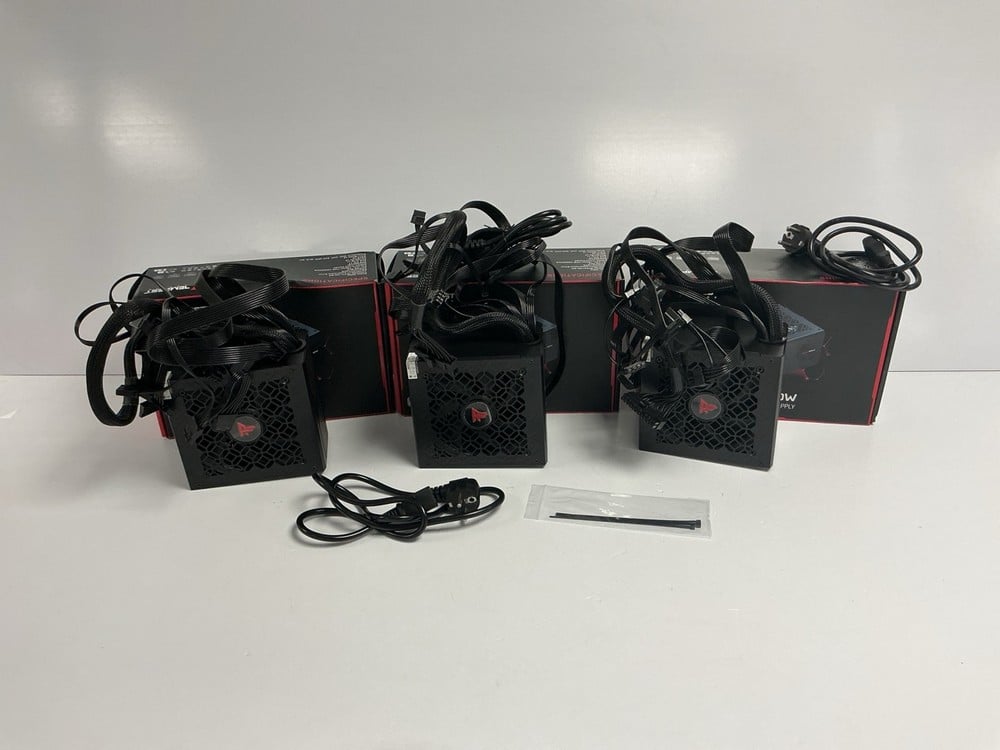 3 X 650 W POWER SUPPLIES (ORIGINAL RRP: €93.97) IN