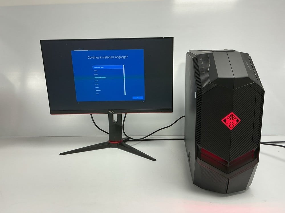 HP OMEN 880-105NS COMPUTER WITH 128 GB SSD + 1 TB 