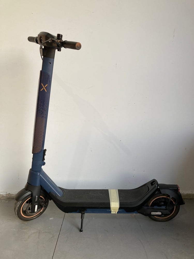 CECOTEC X SERIES 750W ELECTRIC SCOOTER (DISPLAY DO