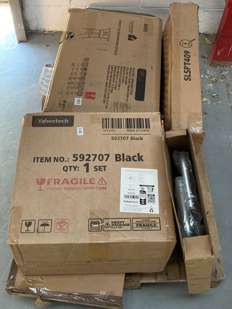 PALLET CONTAINING A VARIETY OF ITEMS, INCLUDING A 