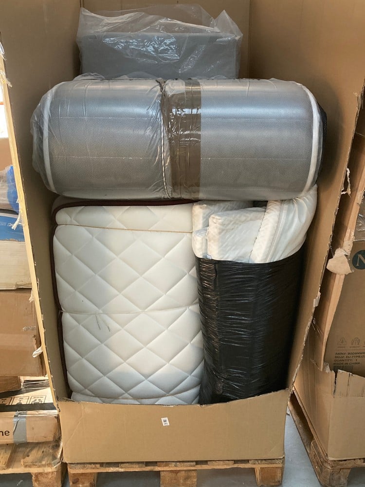 PALLET CONTAINING A VARIETY OF MATTRESSES, INCLUDI