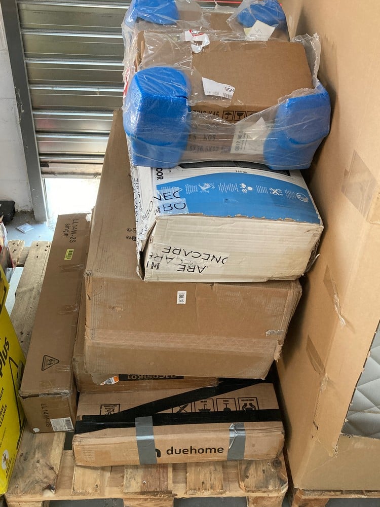 PALLET CONTAINING A VARIETY OF ITEMS, INCLUDING A 