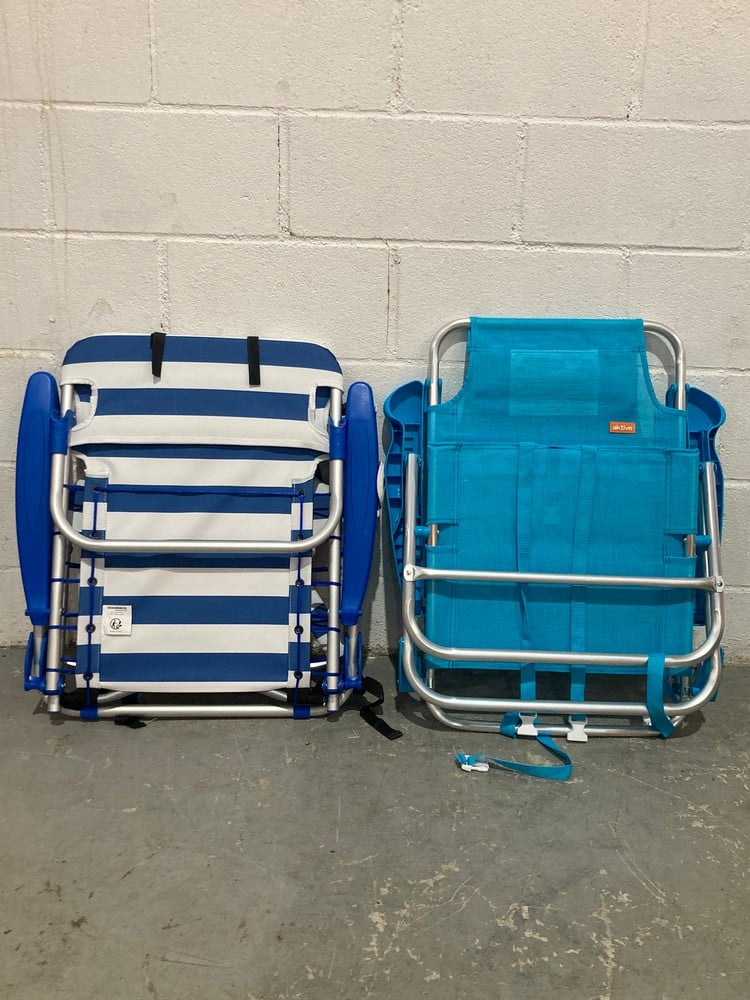 2 X SONGMICS FOLDING BEACH CHAIRS - BEACH CHAIR, F