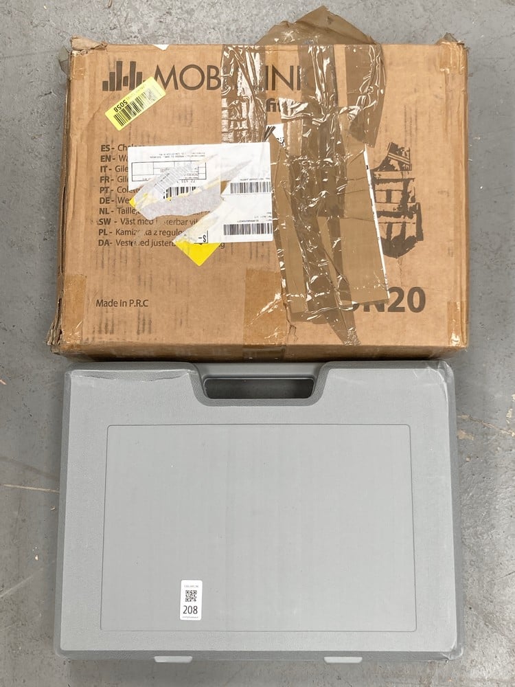 2 X ASSORTED ITEMS INCLUDING MOBICLINIC®, WEIGHTED