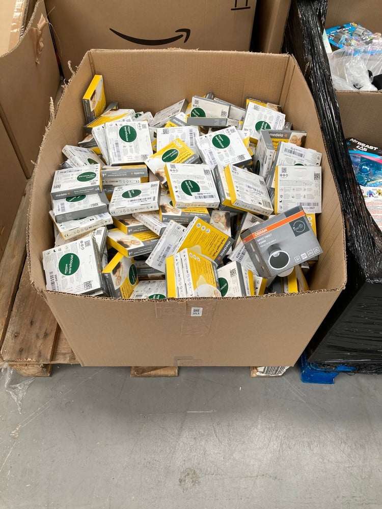 ASSORTED ITEM PALLET INCLUDING MEDELA HYDROGEL PAT